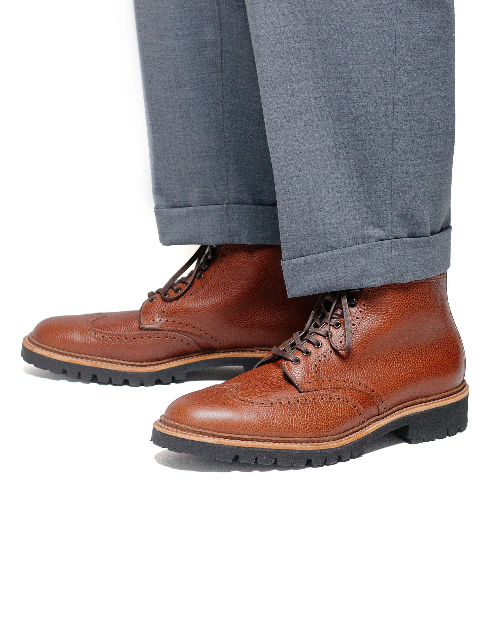 Alden Short Wing Boot Brown Scotch Grain With Lug Sole