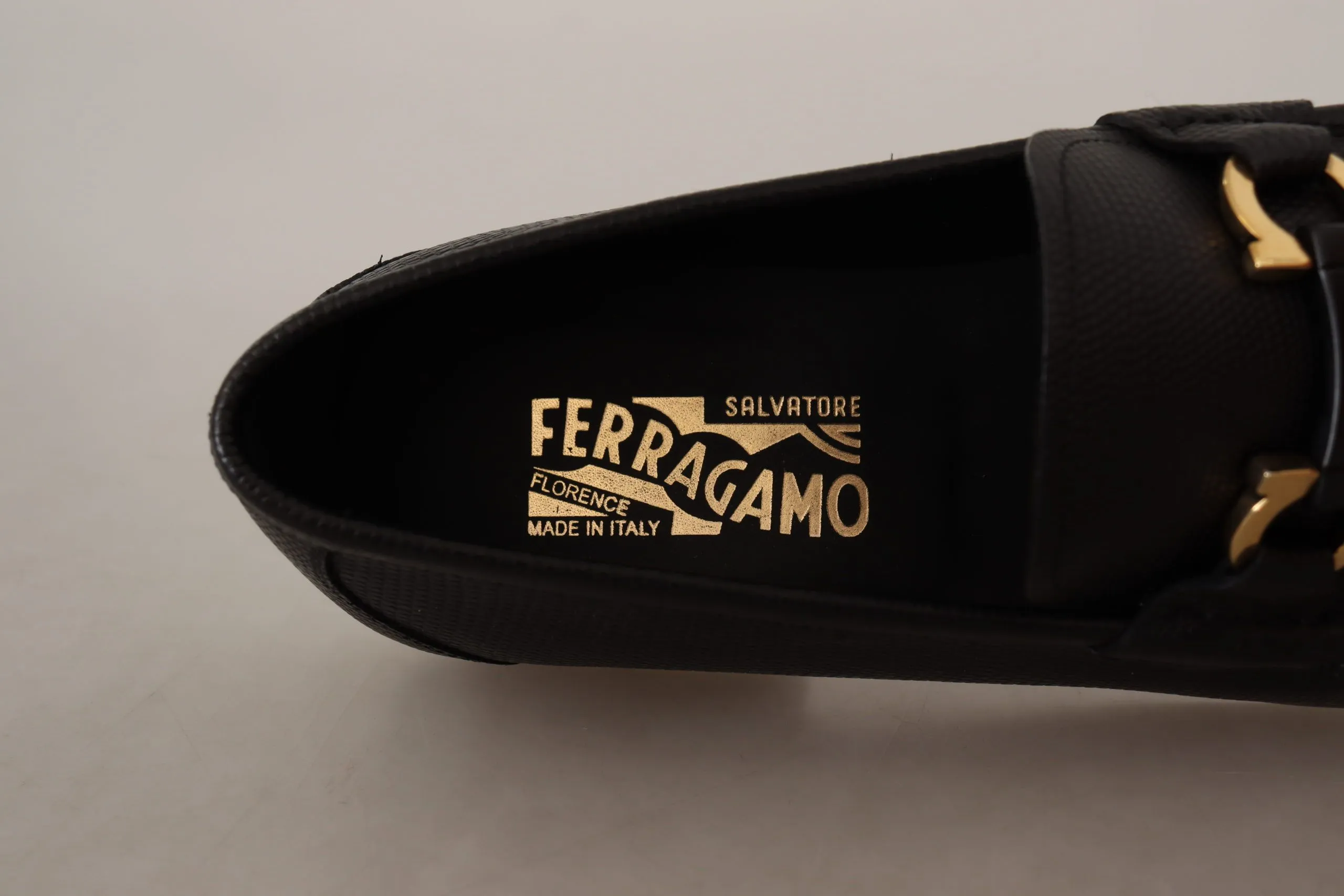Salvatore Ferragamo Elegant  Calf Leather Men's Loafers