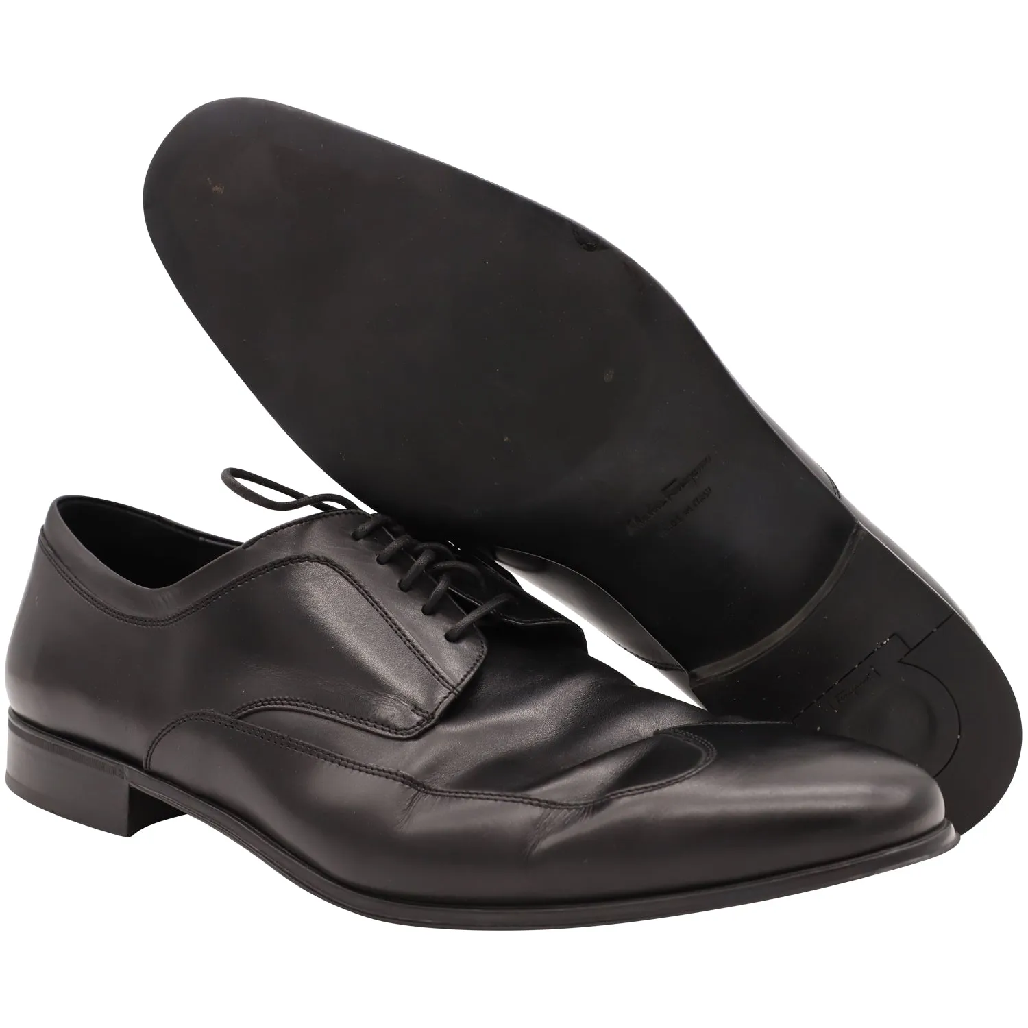 Salvatore Ferragamo Lace-Up Derby Shoes in Black Calfskin Leather