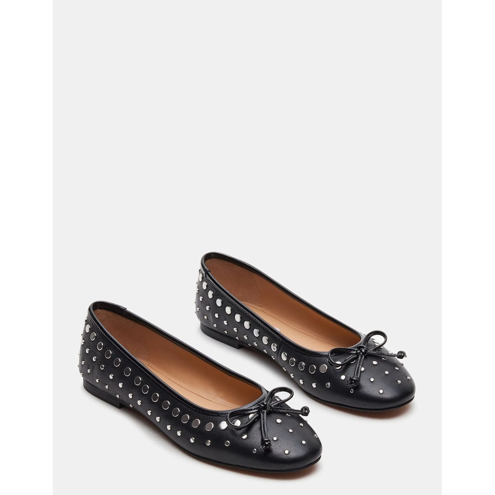 Vixen Black Studs