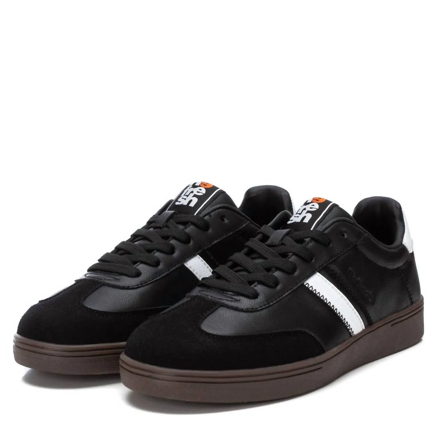 Women's Casual Sneakers In Black