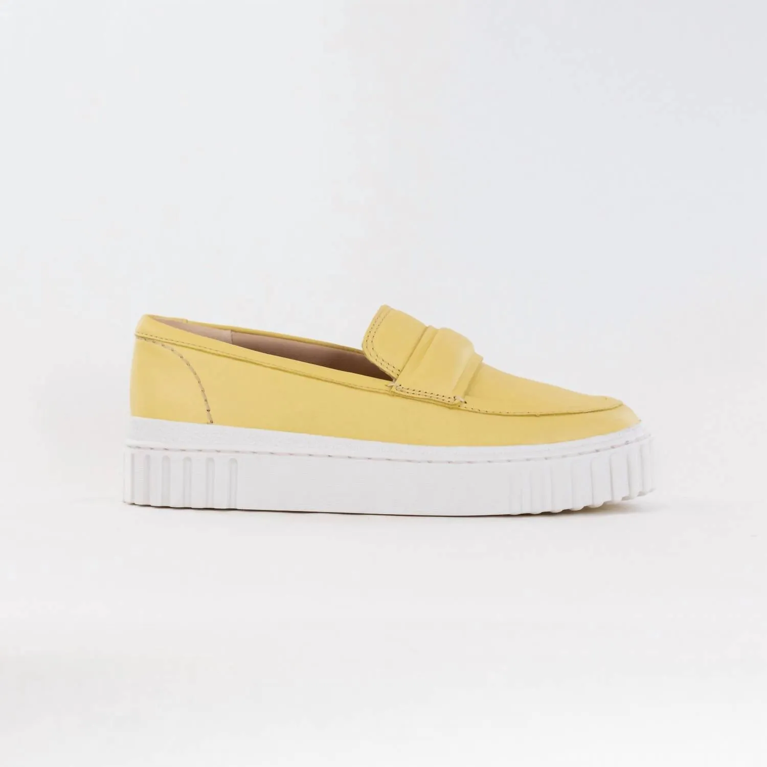 Women's Mayhill Cove Loafer In Yellow