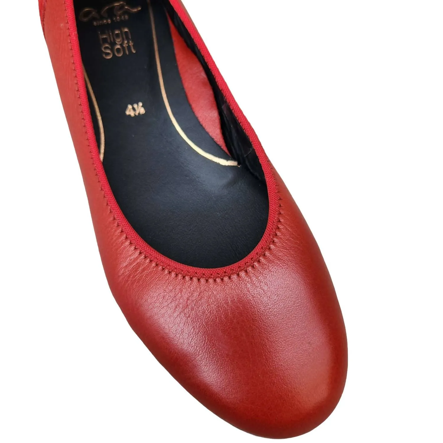 Women's Sarah Shoes In Chili Red