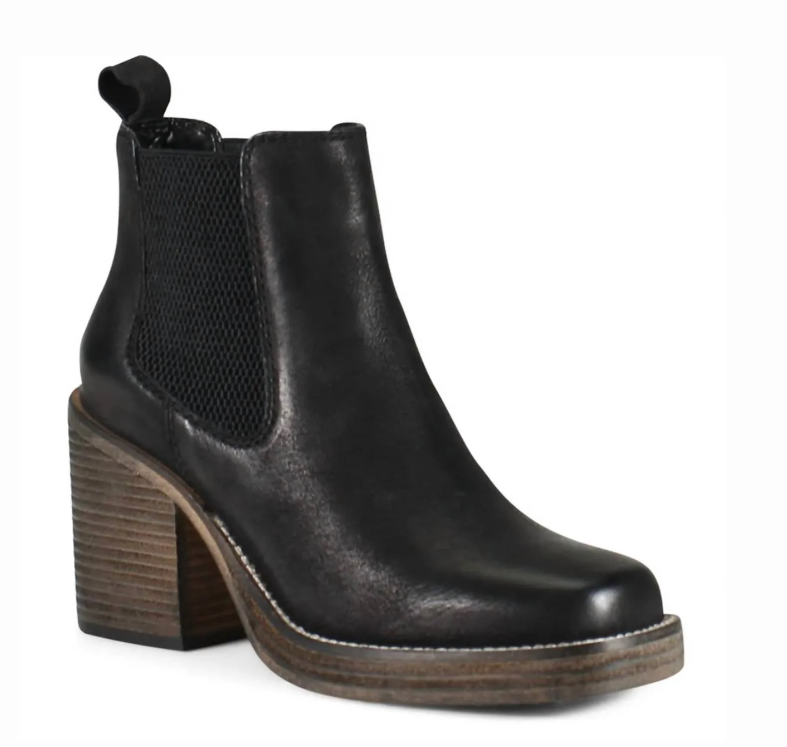 Women's Ser Eeta Boots In Black Nubuck